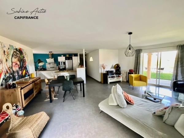 Liergues - Maison familiale de 125 m² avec 4 chambres et vue sur les vignes