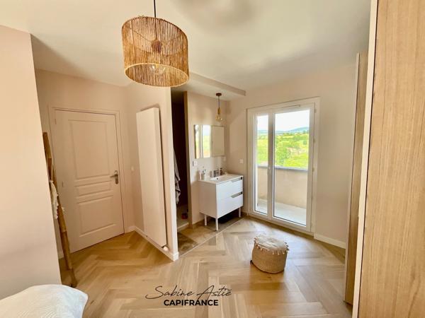 Liergues - Maison familiale de 125 m² avec 4 chambres et vue sur les vignes