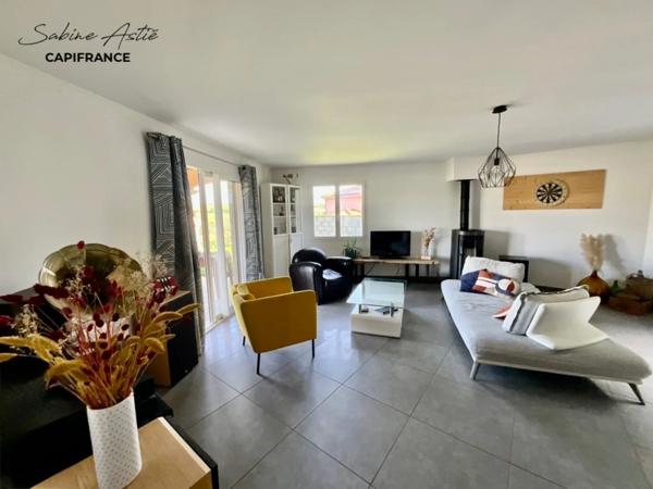 Liergues - Maison familiale de 125 m² avec 4 chambres et vue sur les vignes