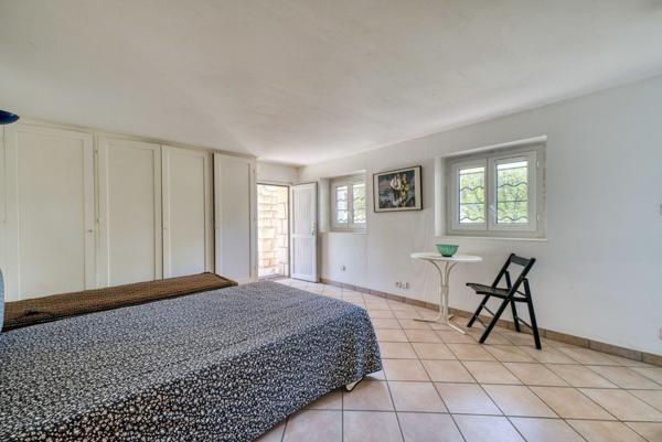 VILLA DANS LE PARC DE ROYAN A 100 M DE LA PLAGE