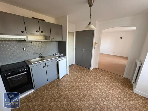 Appartement à louer 1 pièce 29.48m² Angoulême (16000)