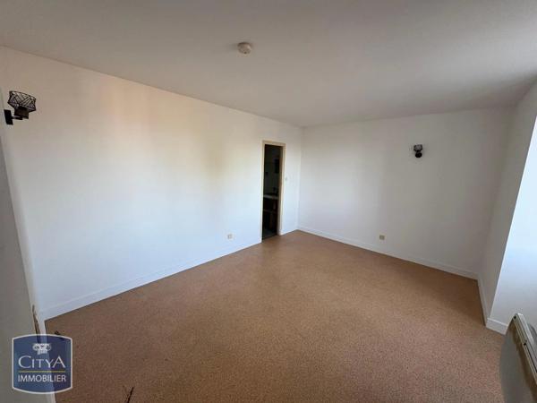 Appartement à louer 1 pièce 29.48m² Angoulême (16000)