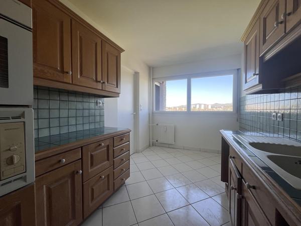 Vente / Appartement T4