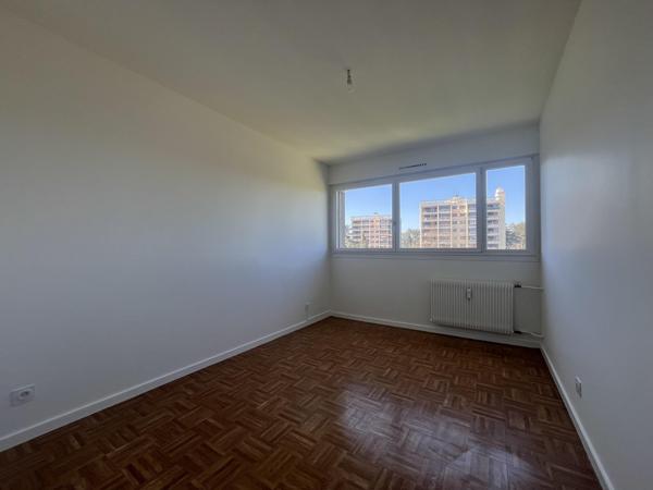 Vente / Appartement T4