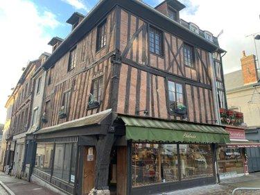 Immeuble à vendre à Orbec dans le Calvados (14290), ref : 14058-1489