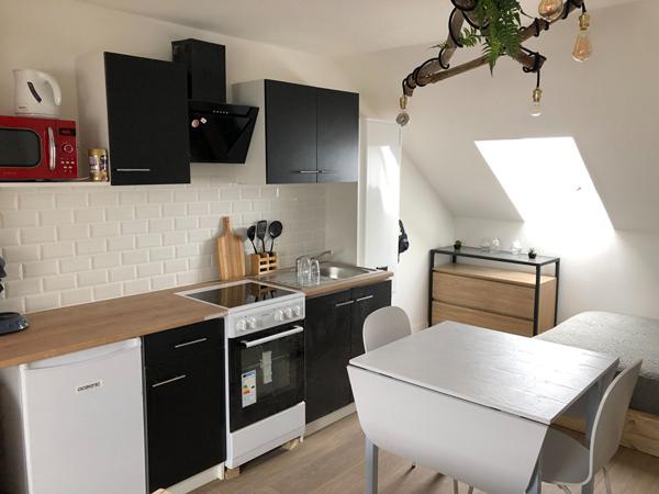 A louer - Studio meublé situé en centre ville de LA FLECHE