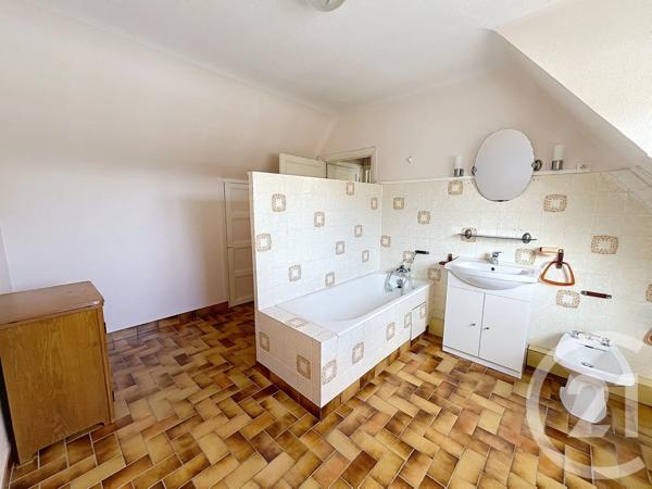 Maison à vendre  4 pièces - 90,23 m 2   PLOEMEUR  - 56