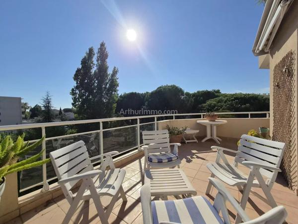 Vente                                                      Appartement
                        
                     3 pièces                      72 m2                     à Fréjus
