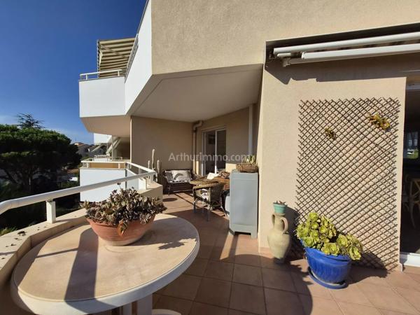 Vente                                                      Appartement
                        
                     3 pièces                      72 m2                     à Fréjus