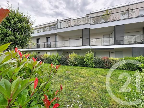 Appartement à vendre  2 pièces - 43,32 m 2   VANNES  - 56