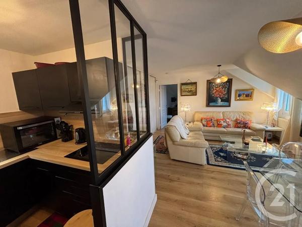 Appartement à vendre  2 pièces - 43,32 m 2   VANNES  - 56