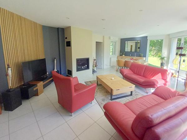MAISON INDIVIDUELLE – 158 m² – 4/5 CHAMBRES - GRAND JARDIN