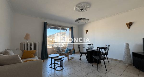 À vendre Appartement 3 pièces 69 m² - Toulon 83000