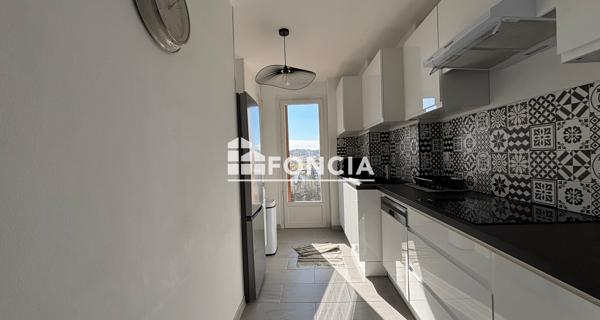 À vendre Appartement 3 pièces 69 m² - Toulon 83000