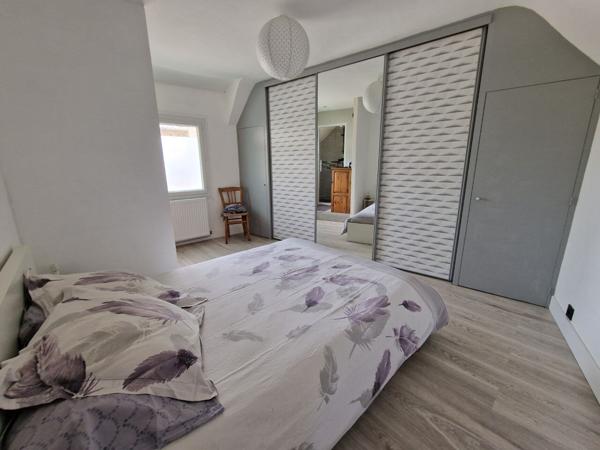 Maison Breuil Bois Robert de 3 chambres et un bureau sur 385m² de terrain