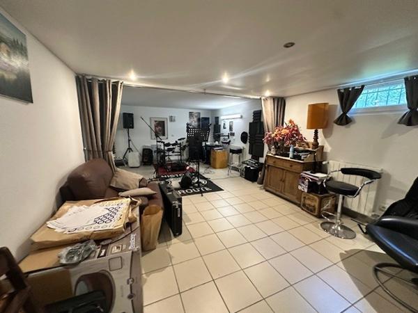 Maison - 6 pièce(s) - 130 m2
