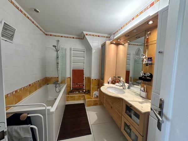 Maison - 6 pièce(s) - 130 m2