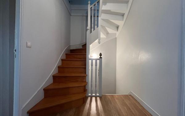 Maison à vendre    5 pièces • 157 m2 Saint-Maur-des-Fossés