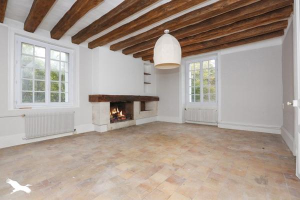 Maison à vendre |  Savigné-sur-Lathan |  8 pièces | 280 m²