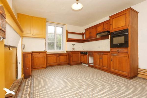 Maison à vendre |  Savigné-sur-Lathan |  8 pièces | 280 m²