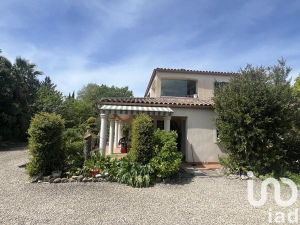 Maison à vendre 6 pièces 197 m² Châteauneuf-Grasse