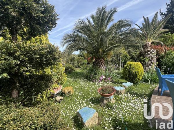 Maison à vendre 6 pièces 197 m² Châteauneuf-Grasse