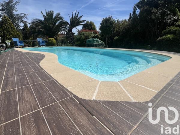 Maison à vendre 6 pièces 197 m² Châteauneuf-Grasse