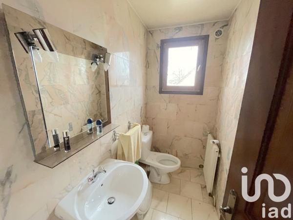 Pavillon 6 pièces de 249 m² à Valenton (94460)