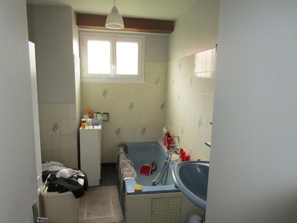 Maison proche de Saint Aignan Sur Cher 5 pièce(s) 110 m2 avec entrepöt de 450m².