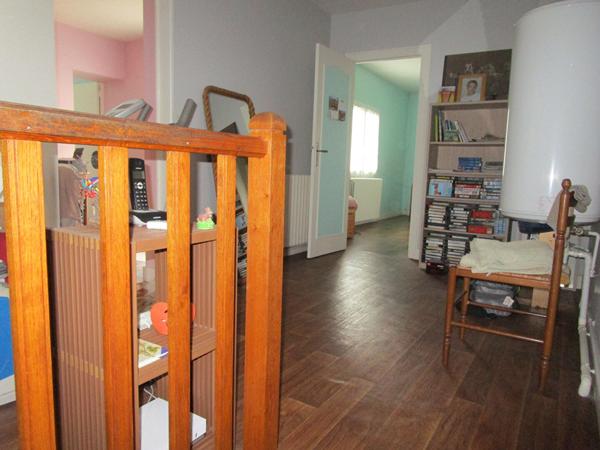 Maison proche de Saint Aignan Sur Cher 5 pièce(s) 110 m2 avec entrepöt de 450m².