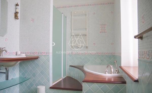 Château du XIXe siècle avec un parc de 75 ha, située à proximité immédiate de Poitiers.