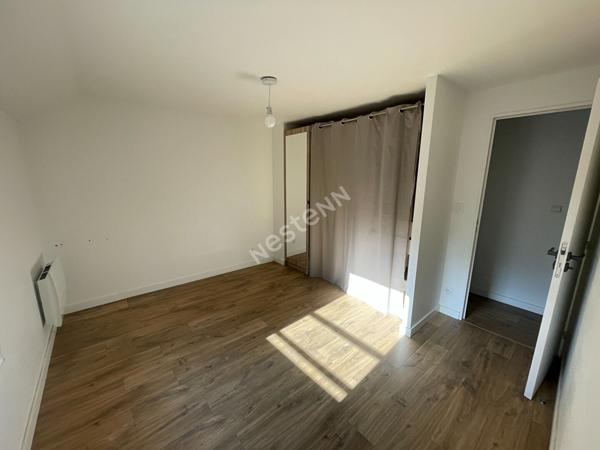 Maison Betton 4 pièce(s) PROXIMITE BUS COMMERCES ET CANAL / LUMINOSITE / PAS DE VIS A VIS / CALME