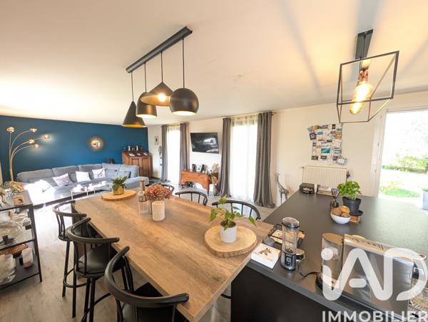 Maison à vendre 5 pièces 118 m² Montamisé