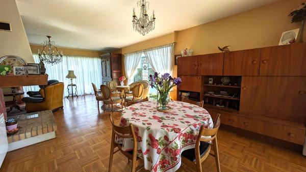 Maison à vendre    5 pièces •  Bruyères-et-Montbérault