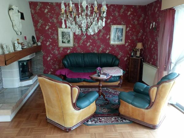 Maison à vendre    5 pièces •  Bruyères-et-Montbérault