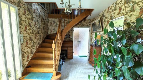 Maison à vendre    5 pièces •  Bruyères-et-Montbérault