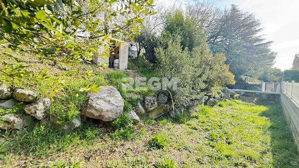 Alès (30100) Maison de type 4 sur parcelle de 1136 m2