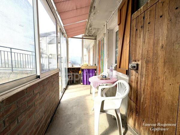 Maison de village à vendre 6 pièces 3 chambres avec dépendance COURGIS (89)