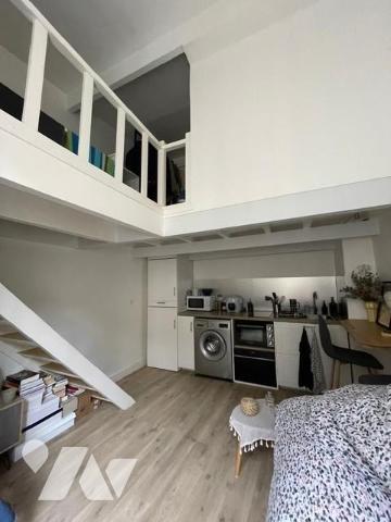 Charmant studio en duplex au cœur de Paris
