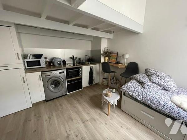 Charmant studio en duplex au cœur de Paris