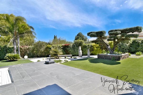 VILLA CONTEMPORAINE D'EXCEPTION AU CŒUR DE LA SALANQUE - CLAIRA (66530)