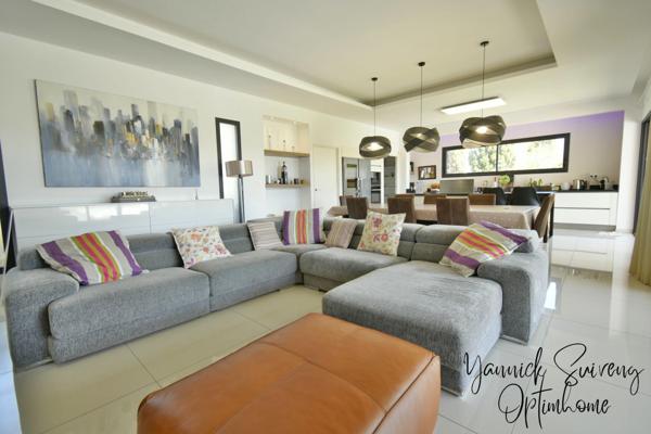 VILLA CONTEMPORAINE D'EXCEPTION AU CŒUR DE LA SALANQUE - CLAIRA (66530)