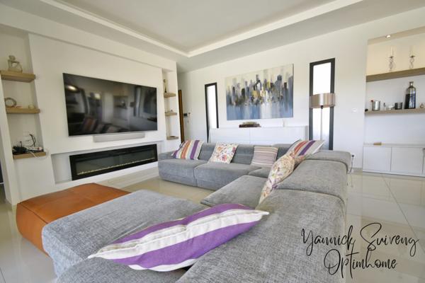 VILLA CONTEMPORAINE D'EXCEPTION AU CŒUR DE LA SALANQUE - CLAIRA (66530)