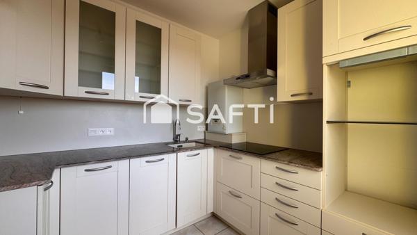 Dernier étage avec terrasse, garage et ascenseur