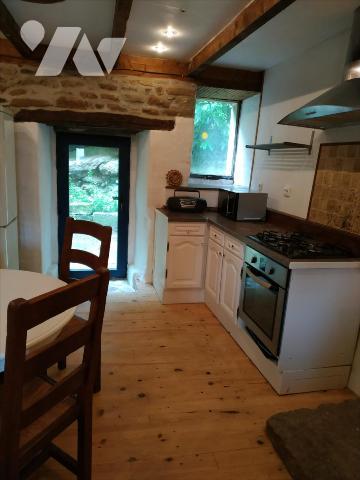 A VENDRE BERRIEN MAGNIFIQUE PROPRIETE RURALE PROCHE HUELGOAT