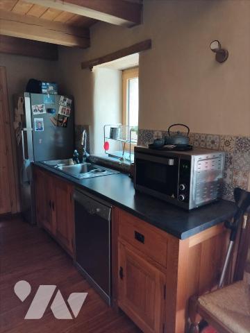 A VENDRE BERRIEN MAGNIFIQUE PROPRIETE RURALE PROCHE HUELGOAT