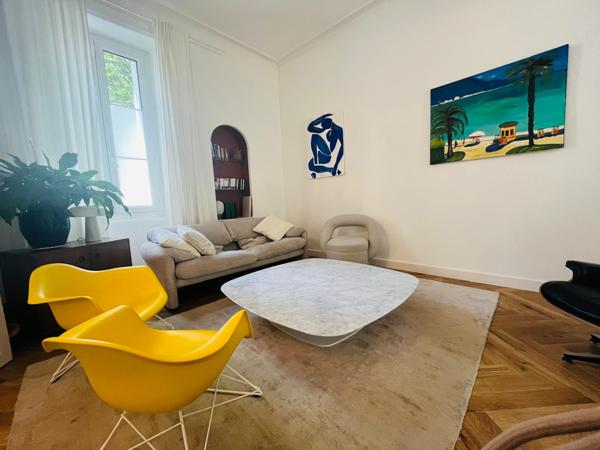 Maison rénovée, avec jardin clos de 200m²