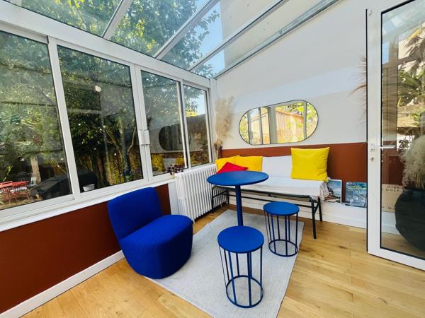 Maison rénovée, avec jardin clos de 200m²