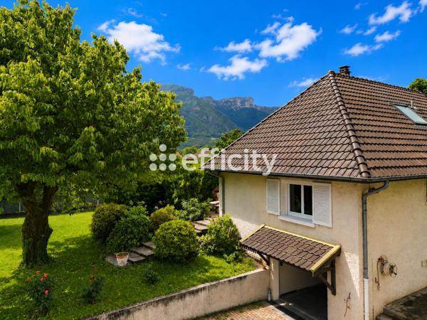 Maison
         7 pièces
        - 182 m² Exclusivité 579 000 € *