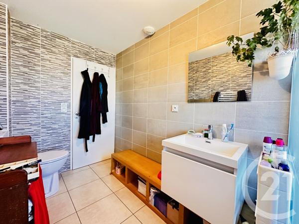 Appartement F2 à vendre  2 pièces - 44,21 m 2   FOURAS  - 17